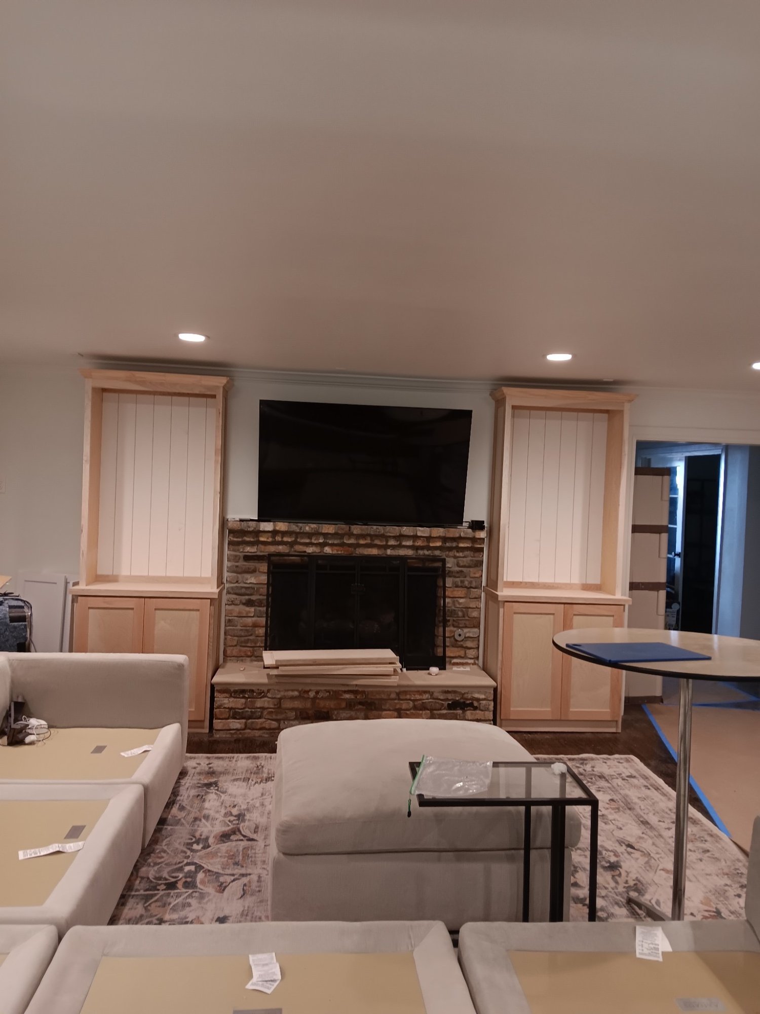 Entertainment center